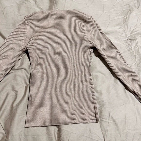 Guess cream sweater - Picture 3 of 3
